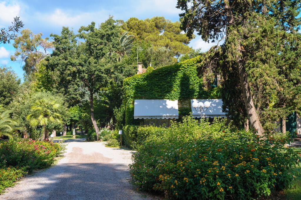 Hotel Villa Ottone Portoferraio Bagian luar foto