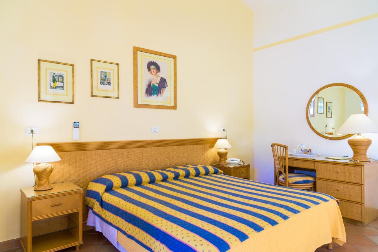 Hotel Villa Ottone Portoferraio Bagian luar foto