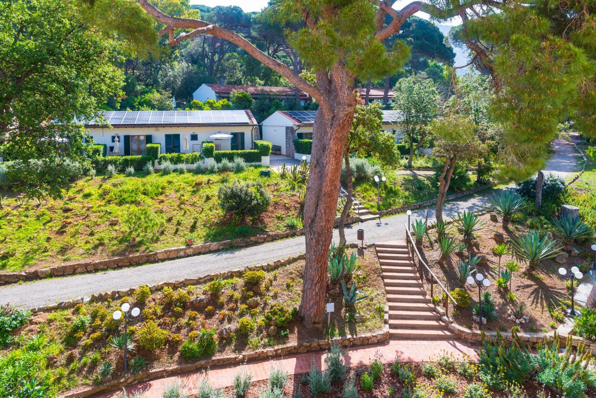 Hotel Villa Ottone Portoferraio Bagian luar foto