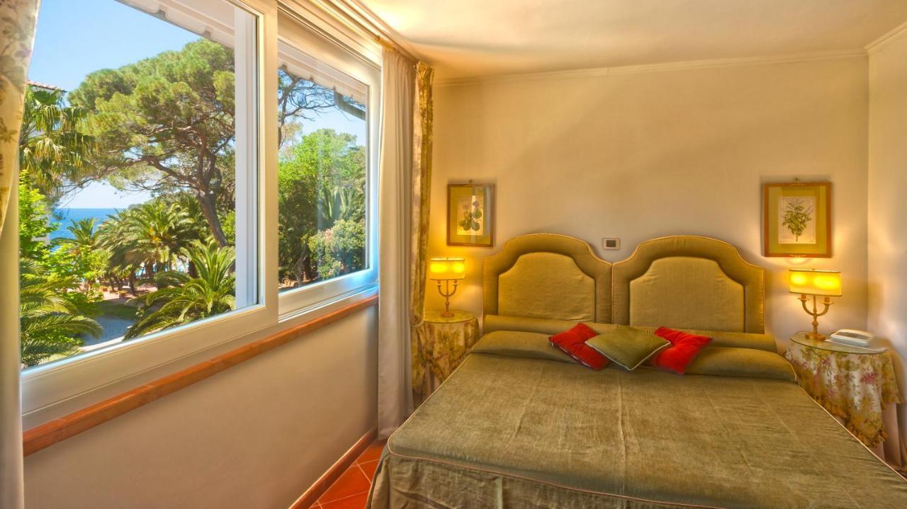 Hotel Villa Ottone Portoferraio Bagian luar foto